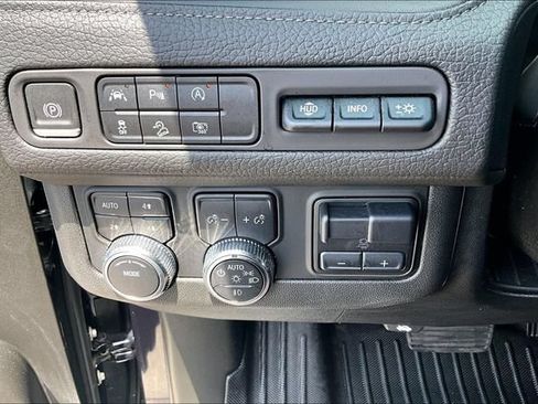 Used 2023 GMC Yukon Denali w/ Max Trailering Package AWD/4WD image 15