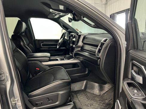 Used 2023 RAM 3500 Laramie AWD/4WD image 11