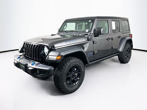 Used 2023 Jeep Wrangler Unlimited AWD/4WD image 3