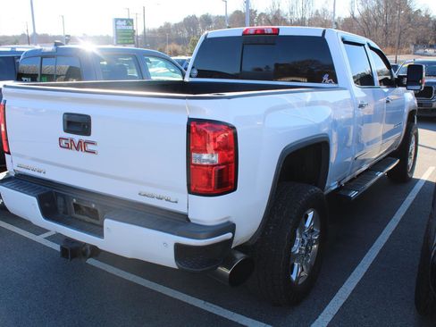 Used 2016 GMC Sierra 2500 Denali image 4