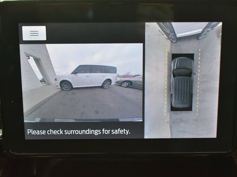 Used 2022 Ford Explorer Limited w/ Equipment Group 301A image 31