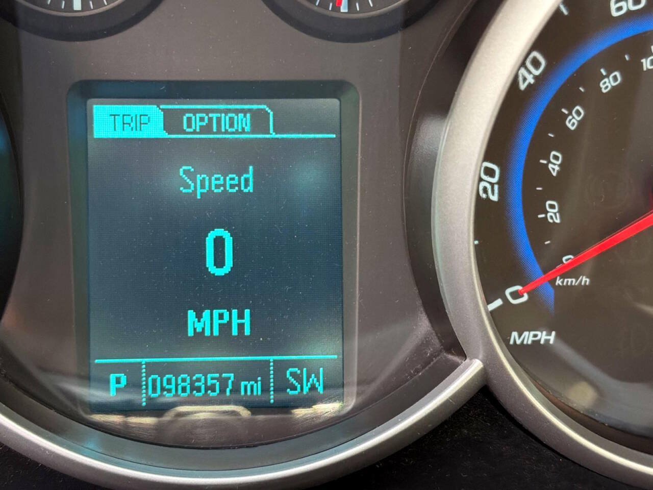 Used 2016 Chevrolet Cruze LS FWD image 11