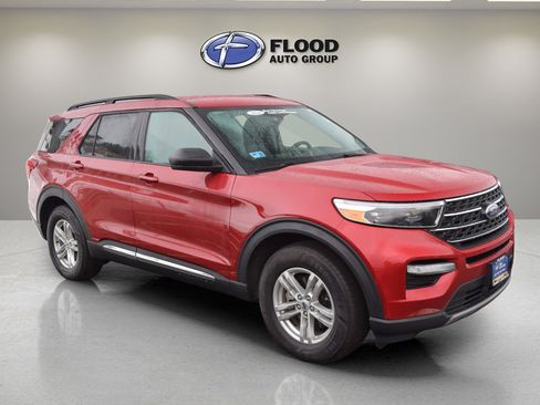Certified 2023 Ford Explorer XLT w/ Equipment Group 202A image 1