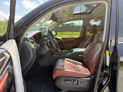 Certified 2021 Lexus LX 570 4WD w/ Luxury Package image 27
