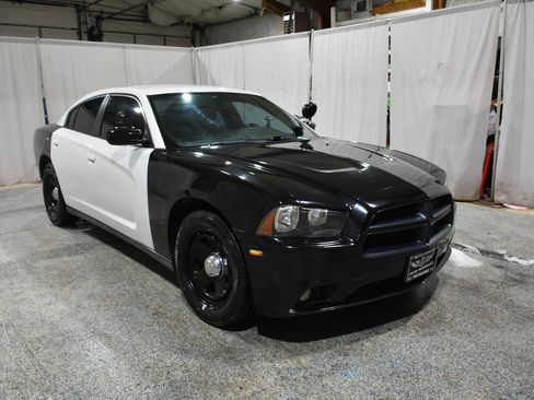 Used 2014 Dodge Charger Police image 3