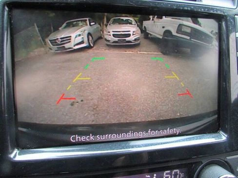Used 2021 Nissan Maxima 3.5 SV w/ Floor Mat Group FWD image 17