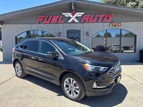 Used 2024 Ford Edge Titanium AWD/4WD image 2