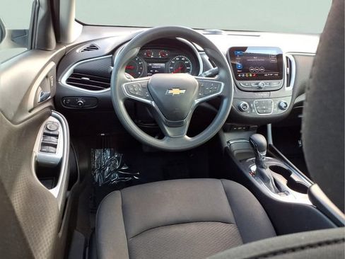 Used 2024 Chevrolet Malibu LT FWD image 4