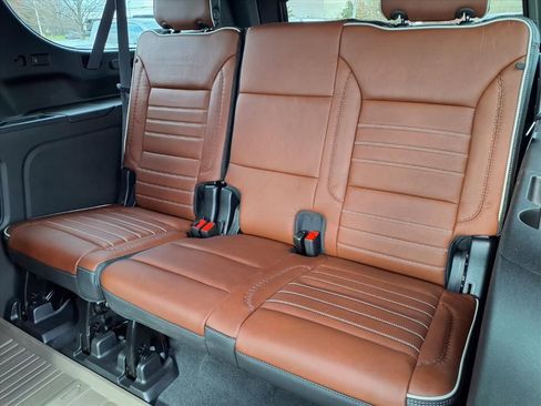Certified 2024 GMC Yukon XL Denali Ultimate image 31