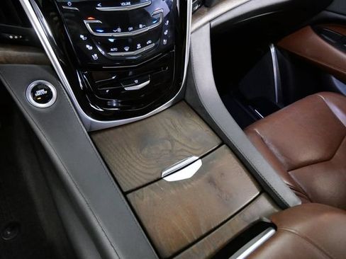 Used 2019 Cadillac Escalade Premium Luxury w/ LPO, Escalade Noir Package RWD image 22