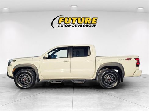 Used 2022 Nissan Frontier PRO-4X w/ Pro-4X Premium Package image 6
