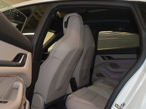 New 2026 Porsche Taycan RWD image 30