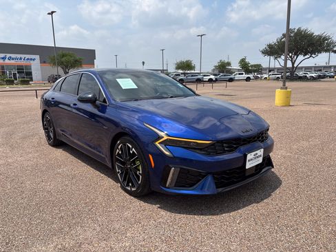 Used 2025 Kia K5 GT FWD image 5