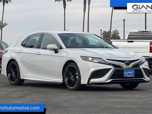 Used 2023 Toyota Camry XSE image 1