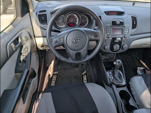 Used 2012 Kia Forte EX image 8
