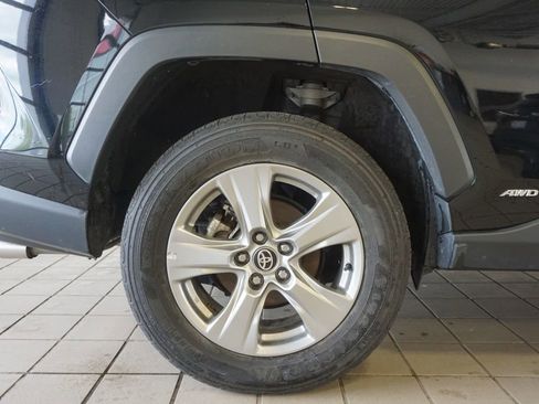 Used 2024 Toyota RAV4 XLE w/ Weather Package AWD/4WD image 27