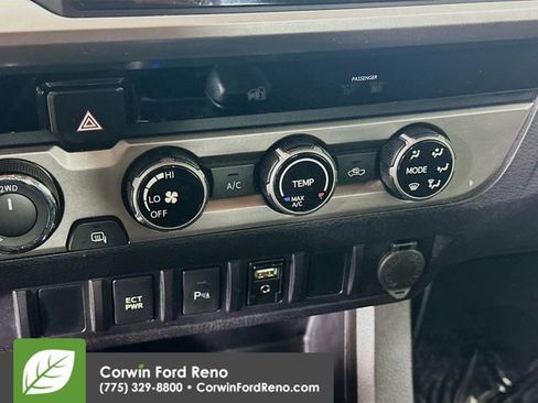 Used 2016 Toyota Tacoma SR5 w/ SR5 Appearance Package (DN) image 16