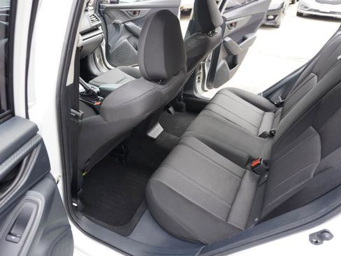 Used 2022 Subaru Impreza 2.0i Premium image 23