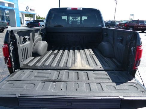 Used 2017 Ford F150 Lariat AWD/4WD image 16