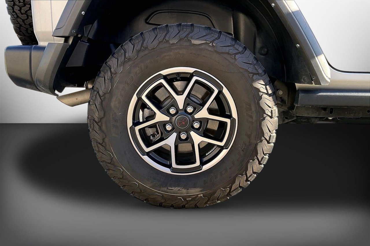 Used 2024 Jeep Wrangler Unlimited Rubicon AWD/4WD image 34