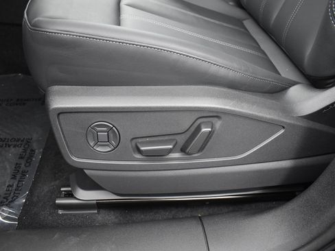 New 2026 Audi Q5 Premium AWD/4WD image 8
