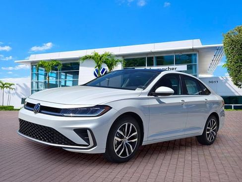 New 2026 Volkswagen Jetta SE FWD image 3