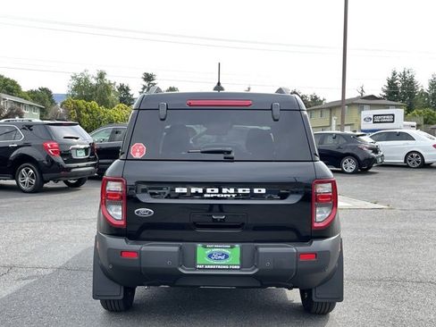 New 2025 Ford Bronco Sport Outer Banks image 4