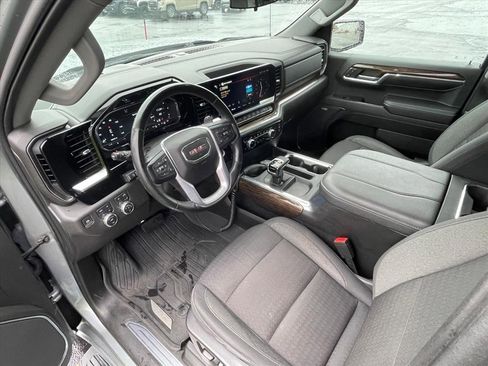 Certified 2023 GMC Sierra 1500 Elevation w/ Preferred Package image 9