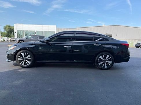 Used 2020 Nissan Altima 2.5 SL FWD image 4