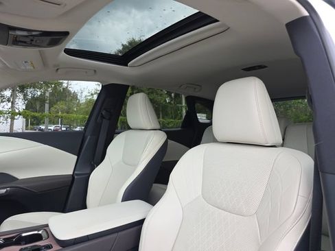 Used 2025 Lexus RX 350 Premium Plus w/ Accessory Package (Z1) FWD image 22