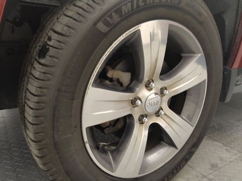 Used 2017 Jeep Compass High Altitude image 31