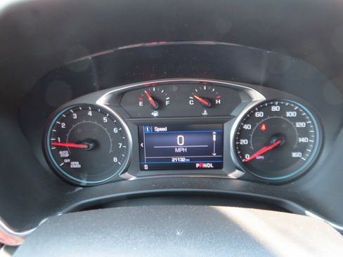 Used 2024 Chevrolet Equinox LT AWD/4WD image 24