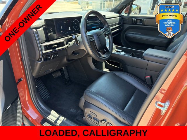 Used 2025 Hyundai Santa Fe Calligraphy w/ Tow & Go Package FWD image 22