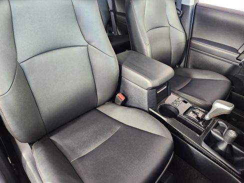 Used 2023 Toyota 4Runner TRD Off-Road Premium w/ Off Road Premium Plus Package AWD/4WD image 11