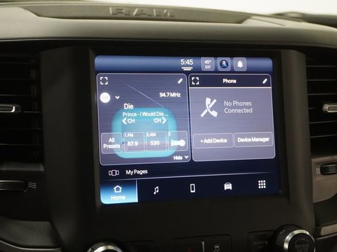 Used 2024 RAM 3500 Tradesman image 28