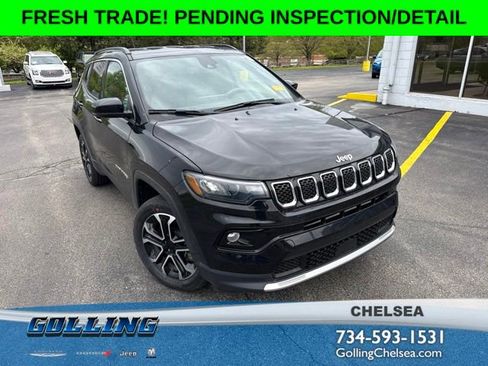 Used 2023 Jeep Compass Limited AWD/4WD image 1