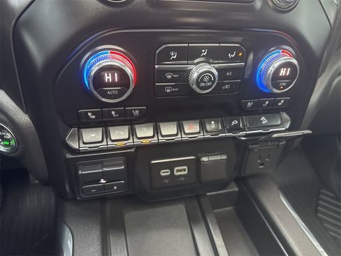Used 2020 GMC Sierra 1500 AT4 w/ AT4 Premium Package image 14