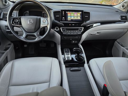 Used 2019 Honda Pilot Touring image 56