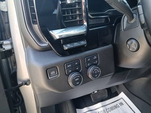 Certified 2024 Chevrolet Silverado 1500 High Country w/ High Country Premium Package AWD/4WD image 15
