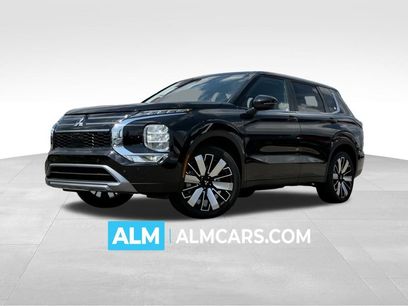 Used 2025 Mitsubishi Outlander SE