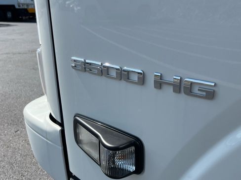 New 2025 Chevrolet Low Cab Forward RWD image 11