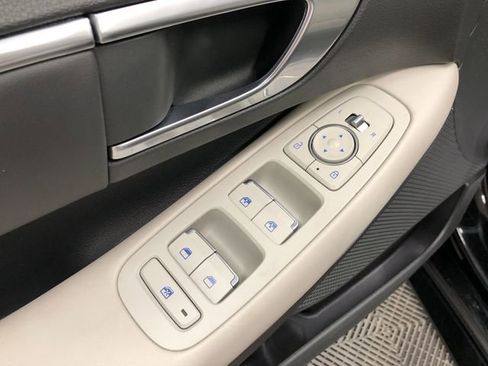 Used 2022 Hyundai Sonata SEL image 13