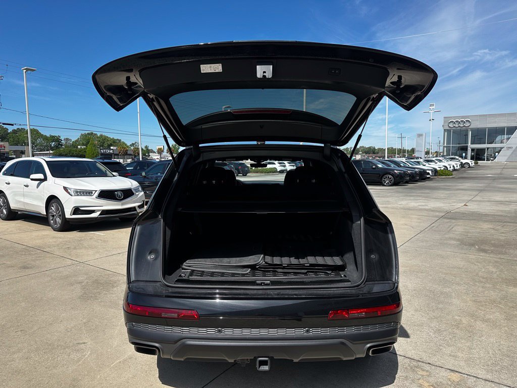 Used 2025 Audi Q7 3.0T Premium Plus w/ Premium Plus Package AWD/4WD image 24