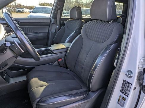 Used 2024 Hyundai Palisade Calligraphy image 12