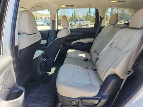 Used 2023 Subaru Ascent Premium w/ Convenience Package image 23