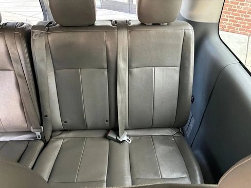 Used 2016 Nissan NV 3500 SV w/ SV Technology Package RWD image 12