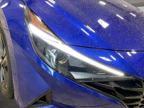 Used 2023 Hyundai Elantra SEL FWD image 31