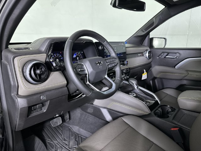 New 2026 Chevrolet Colorado ZR2 w/ Technology Package AWD/4WD image 11