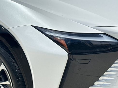 Certified 2023 Lexus RZ 450e Premium w/ Technology Package AWD/4WD image 12
