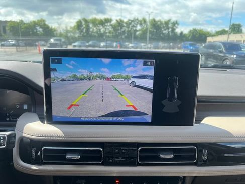 Certified 2023 Lincoln Nautilus Reserve AWD/4WD image 25